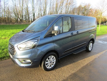 Used Ford Tourneo Custom 2018 for sale - 76909081: Photo