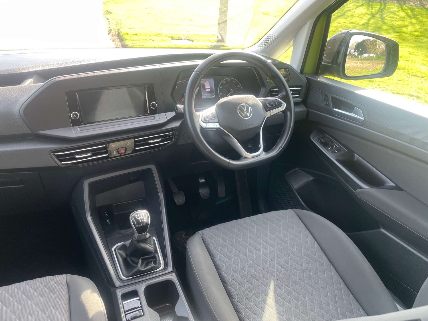 Used Volkswagen Caddy Maxi Life 2023 for sale - 77813628: Photo 10