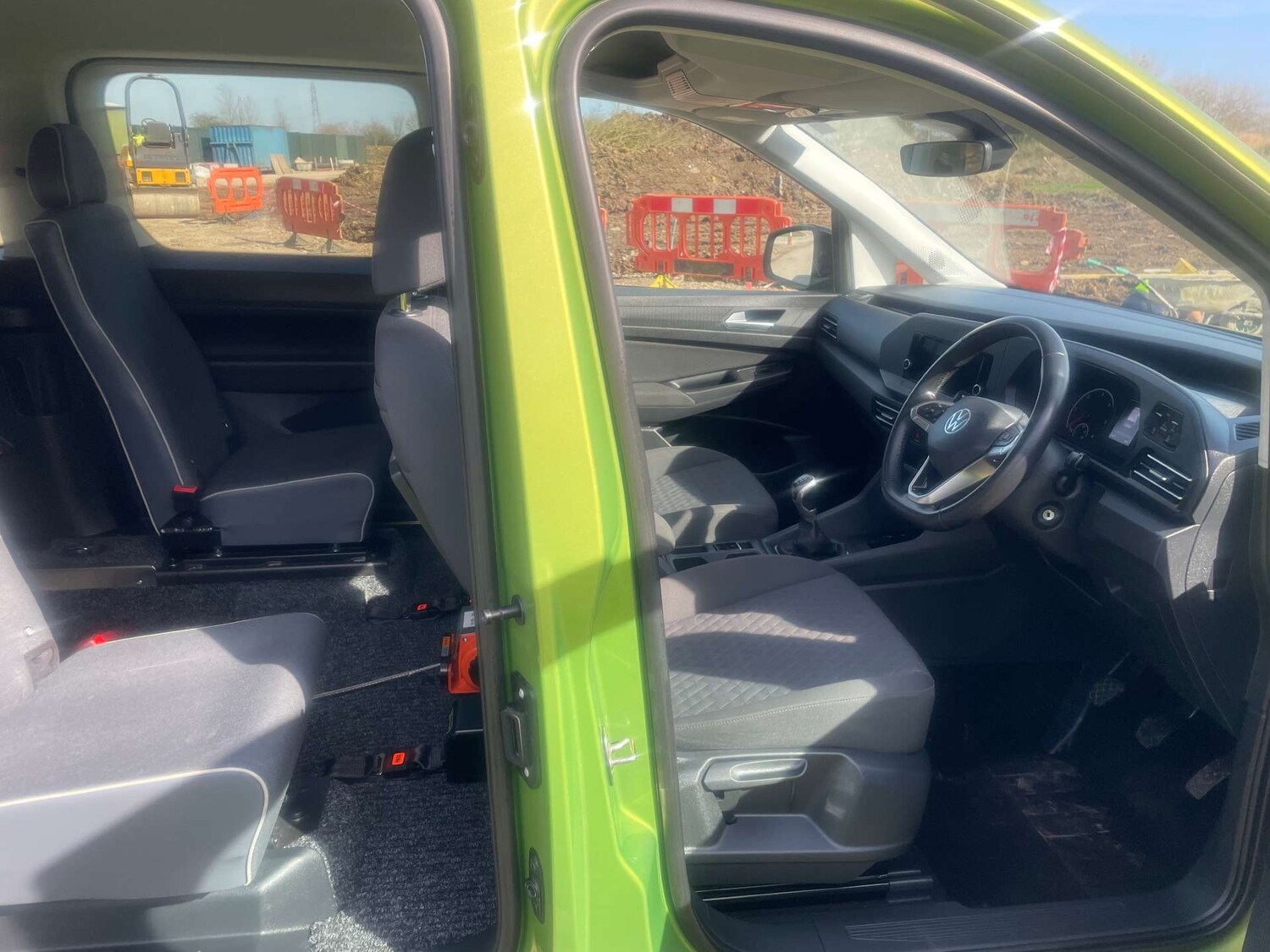 Used Volkswagen Caddy Maxi Life 2023 for sale - 77813628: Photo 9