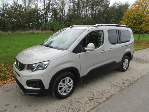 Used Peugeot Rifter 2021 for sale - 76047649: Photo 4