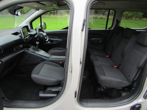Used Peugeot Rifter 2021 for sale - 76047649: Photo 7