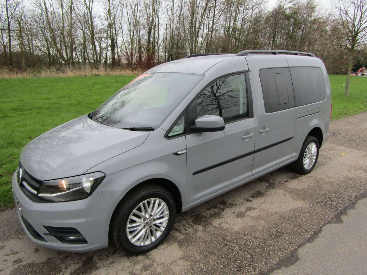 Used Volkswagen Caddy Maxi Life 2020 for sale - 76968871: Photo 5