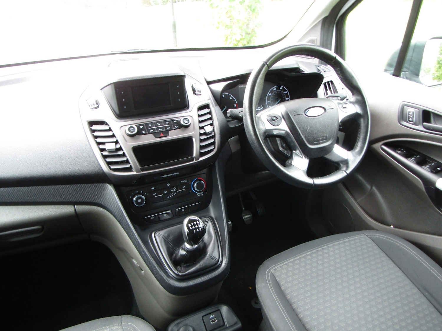 Used Ford Grand Tourneo Connect 2021 for sale - 75955664: Photo 11