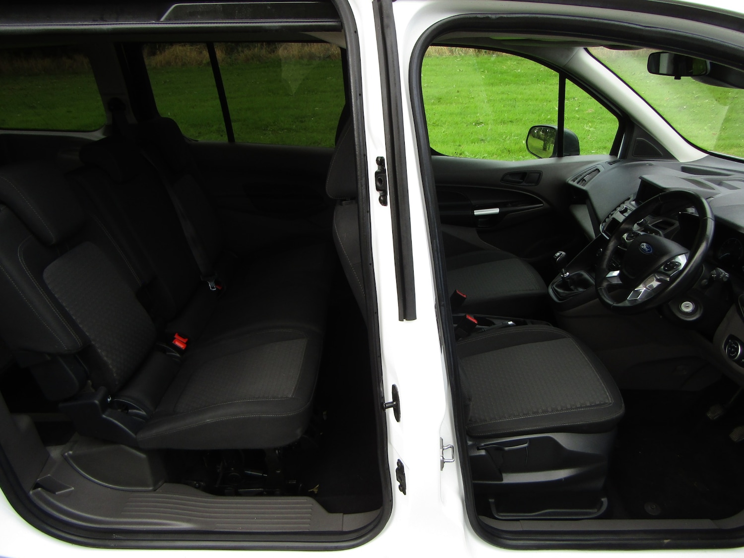 Used Ford Grand Tourneo Connect 2021 for sale - 75955664: Photo 9