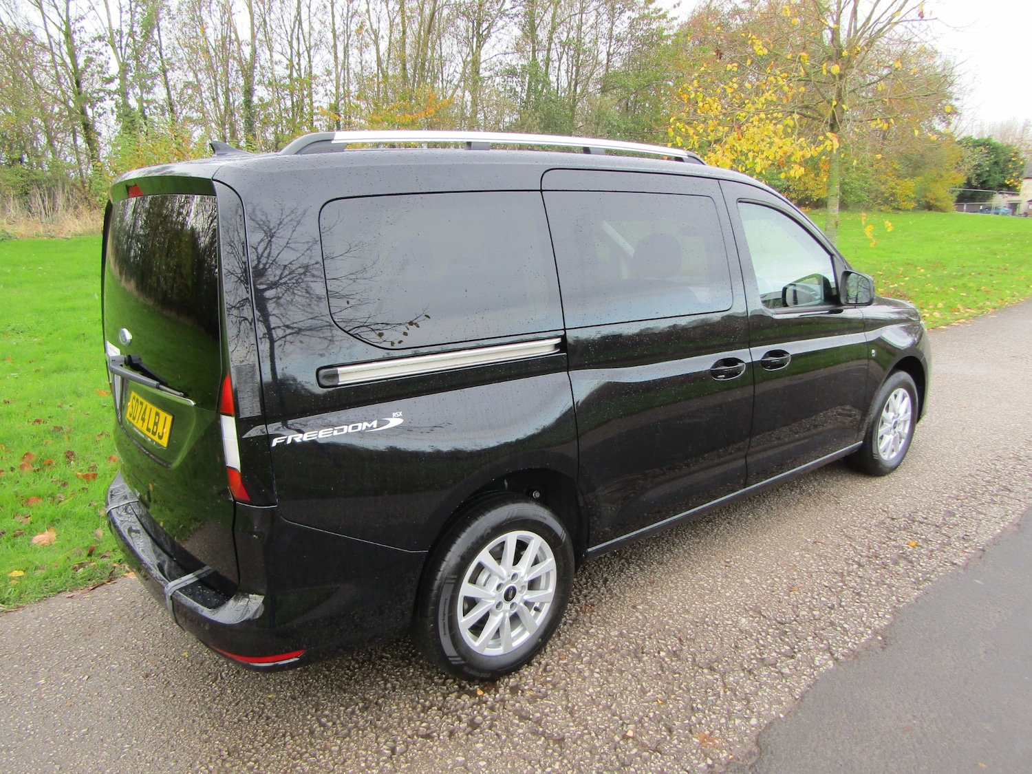 Used Ford Grand Tourneo Connect 2024 for sale - 76362878: Photo 5