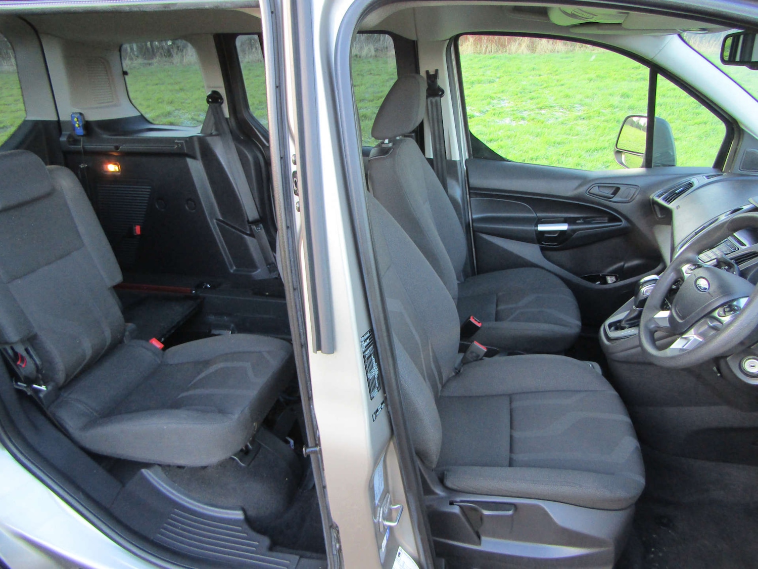 Used Ford Tourneo Connect 2016 for sale - 77022805: Photo 9