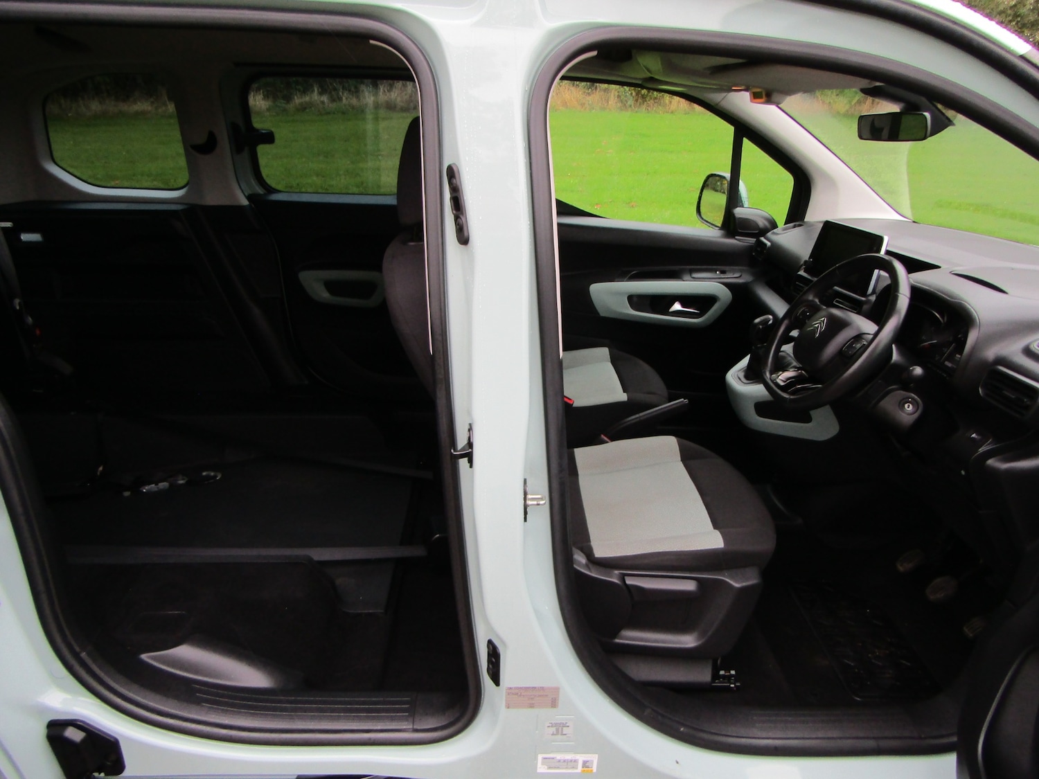 Used Citroen Berlingo 2020 for sale - 76045850: Photo 8