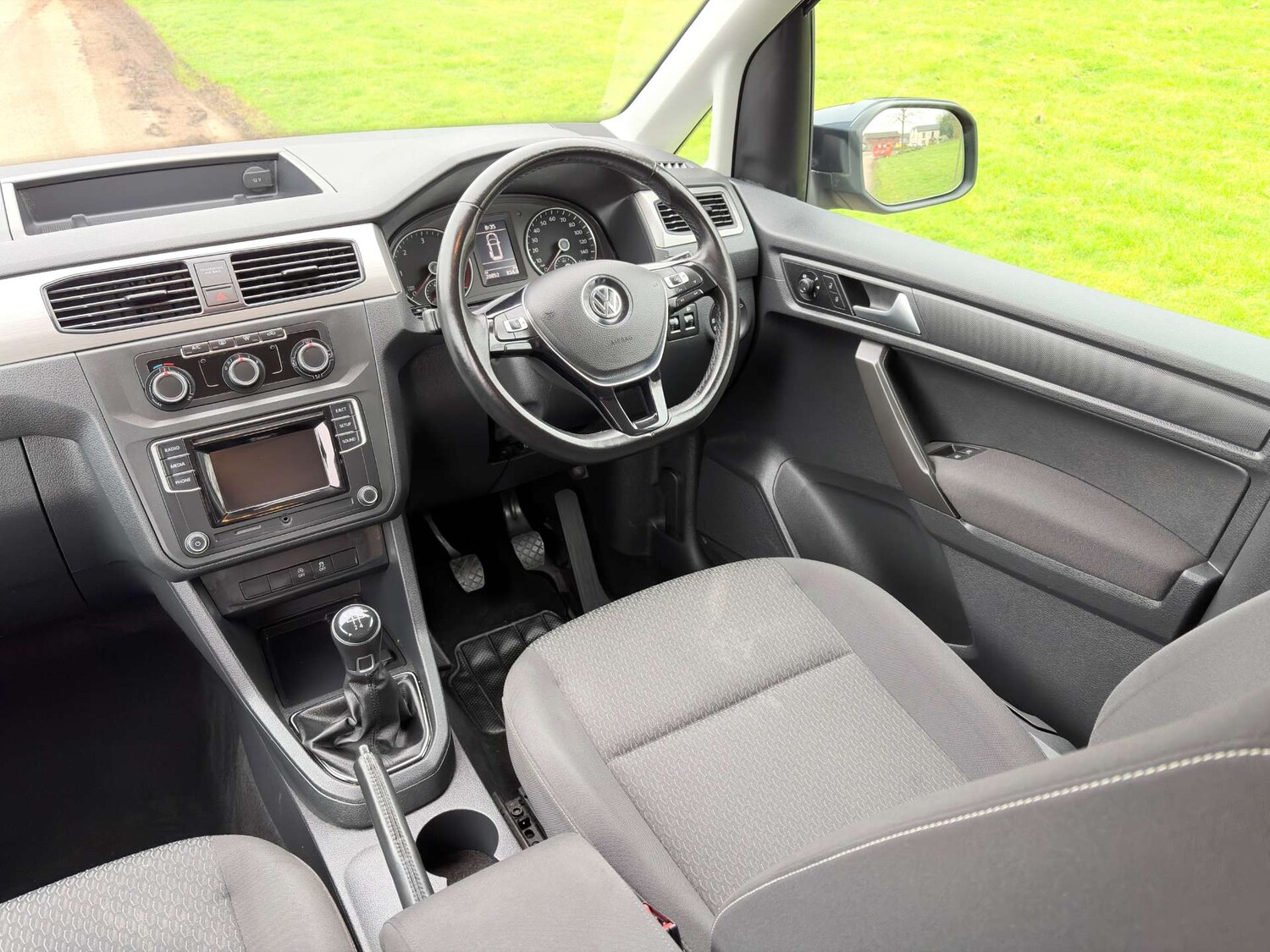 Used Volkswagen Caddy Maxi Life 2020 for sale - 78064649: Photo 10