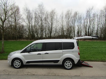 Used Ford Grand Tourneo Connect 2019 for sale - 78924322: Photo