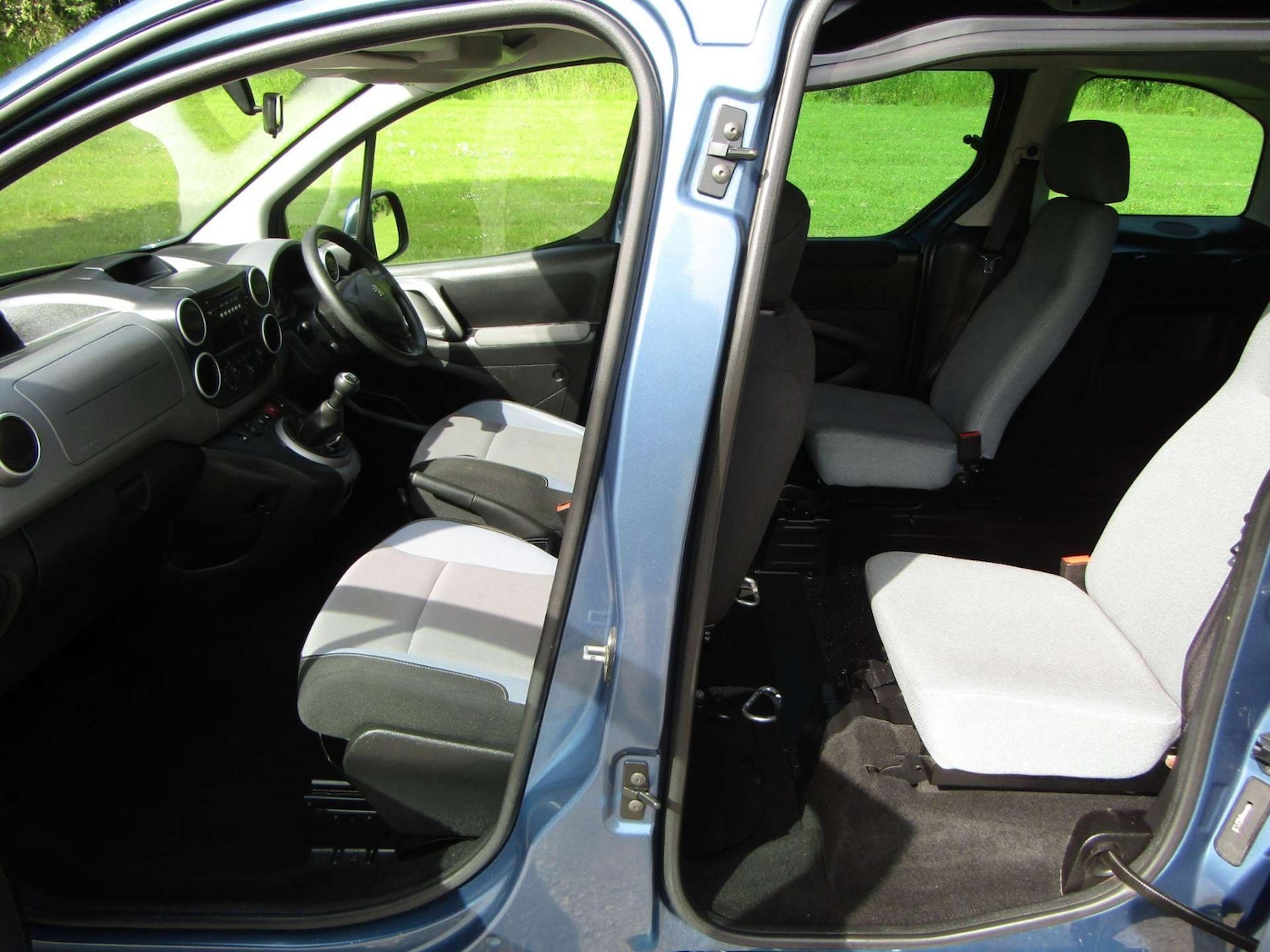 Used Peugeot Partner Tepee 2016 for sale - 76968830: Photo 10