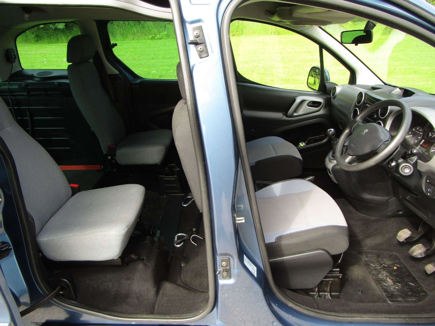 Used Peugeot Partner Tepee 2016 for sale - 76968830: Photo 9