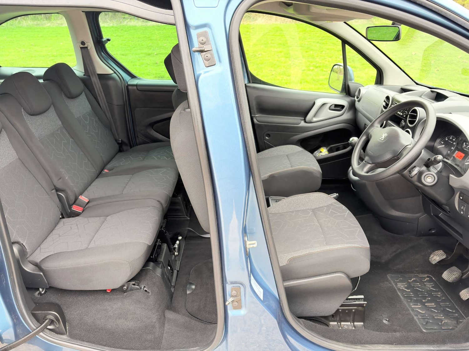 Used Peugeot Partner Tepee 2019 for sale - 78144630: Photo 9