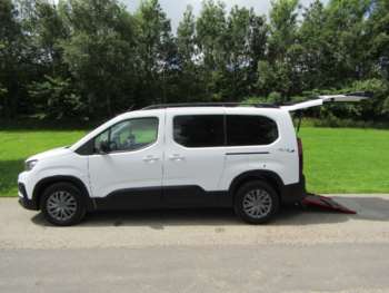 2023 (73) - 1.5 BlueHDi 100 Allure [4 Seats] 5dr Wheelchair Accessible Vehicle WAV
