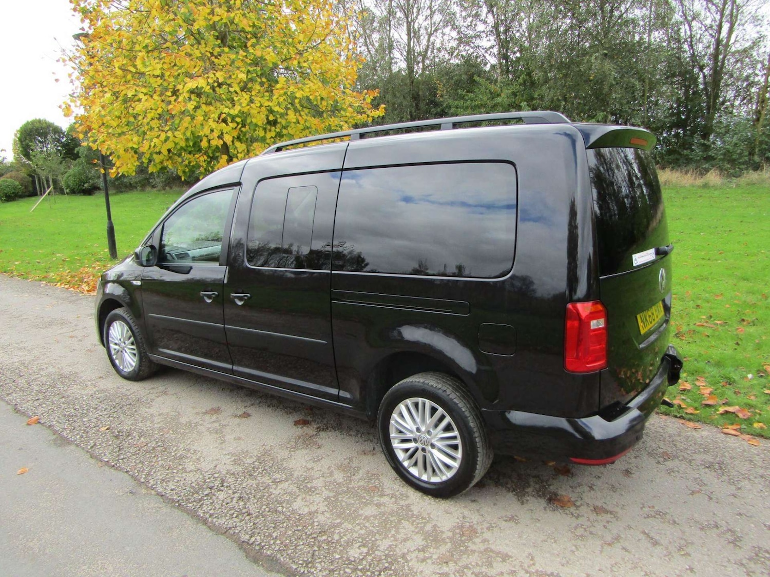 Used Volkswagen Caddy Maxi Life 2018 for sale - 76909149: Photo 5