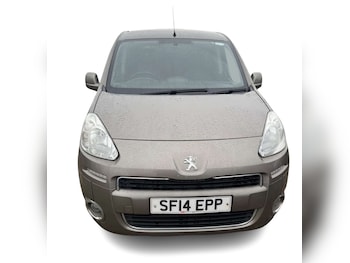 Used Peugeot Partner Tepee 2014 for sale - 77523169: Photo