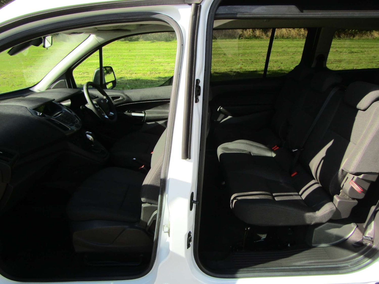 Used Peugeot Rifter 2021 for sale - 76968879: Photo 10