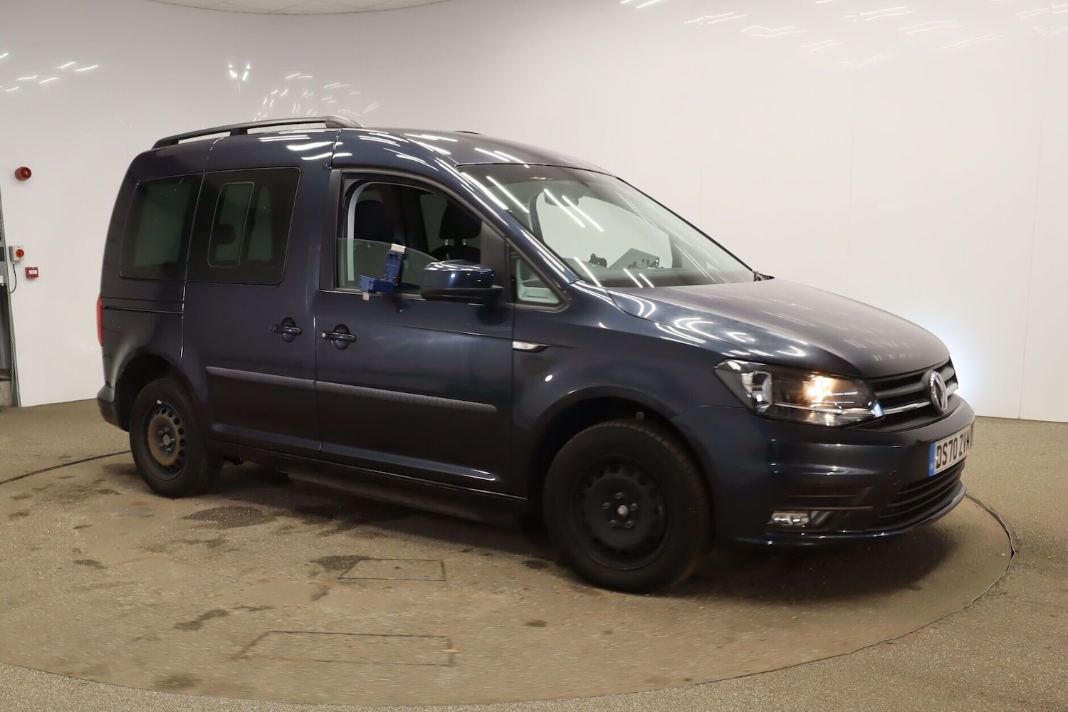 Used Volkswagen Caddy Life 2020 for sale - 76352157: Photo 1