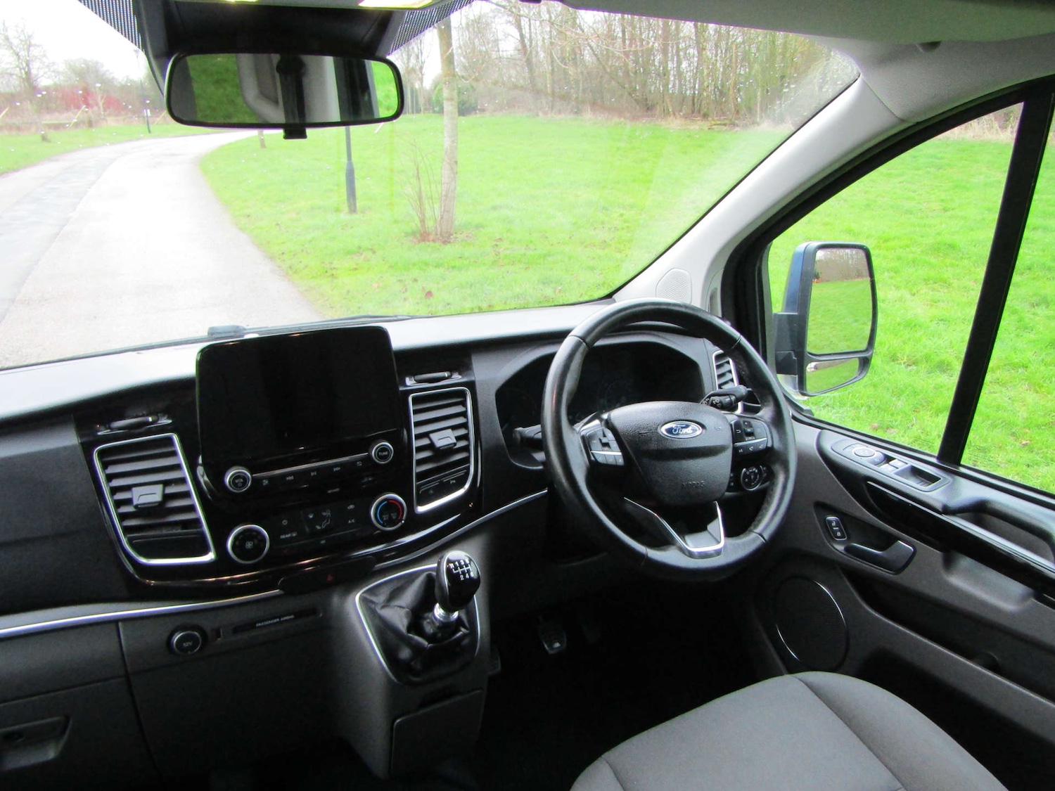 Used Ford Tourneo Custom 2019 for sale - 76968887: Photo 10