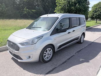 Used Ford Grand Tourneo Connect 2019 for sale - 79841120: Photo