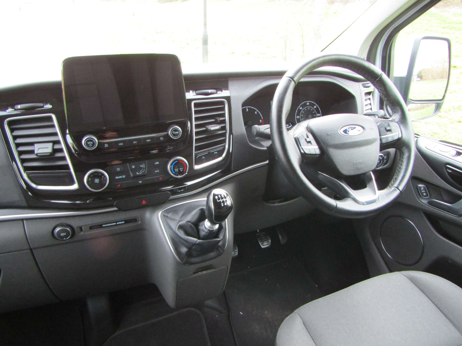 Used Ford Tourneo Custom 2019 for sale - 76968872: Photo 10