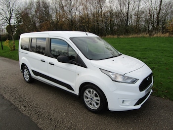 Used Ford Grand Tourneo Connect 2019 for sale - 76505263: Photo