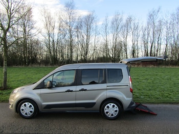 Used Ford Tourneo Connect 2016 for sale - 77920730: Photo