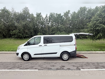 Used Ford Tourneo Custom 2017 for sale - 78926442: Photo