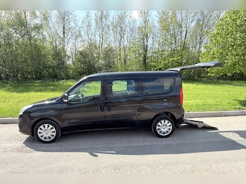 Used Vauxhall Combo 2019 for sale - 78421258: Photo