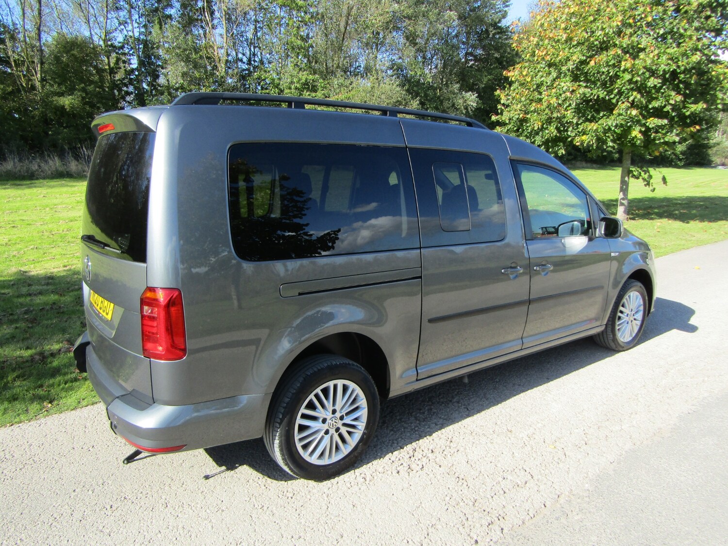 Used Volkswagen Caddy Maxi Life 2020 for sale - 76113893: Photo 5