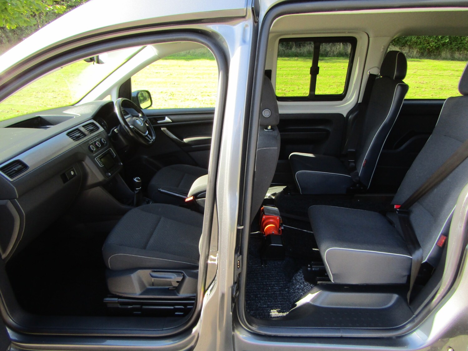 Used Volkswagen Caddy Maxi Life 2020 for sale - 76113893: Photo 7
