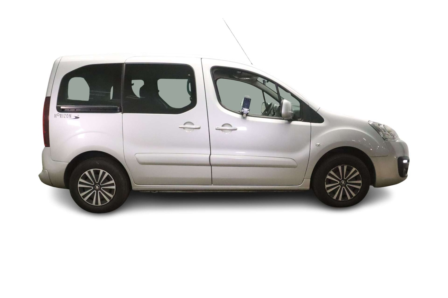 Used Peugeot Partner Tepee 2019 for sale - 76968850: Photo 2