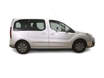 Used Peugeot Partner Tepee 2019 for sale - 76968850: Photo