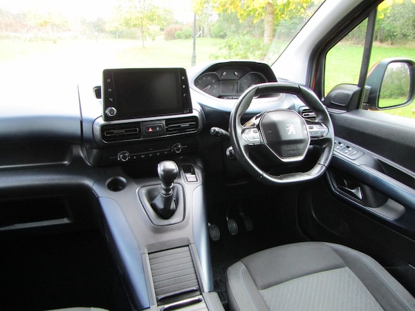 Used Peugeot Rifter 2021 for sale - 76205329: Photo 11