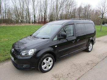 Used Volkswagen Caddy Maxi Life 2015 for sale - 76968867: Photo