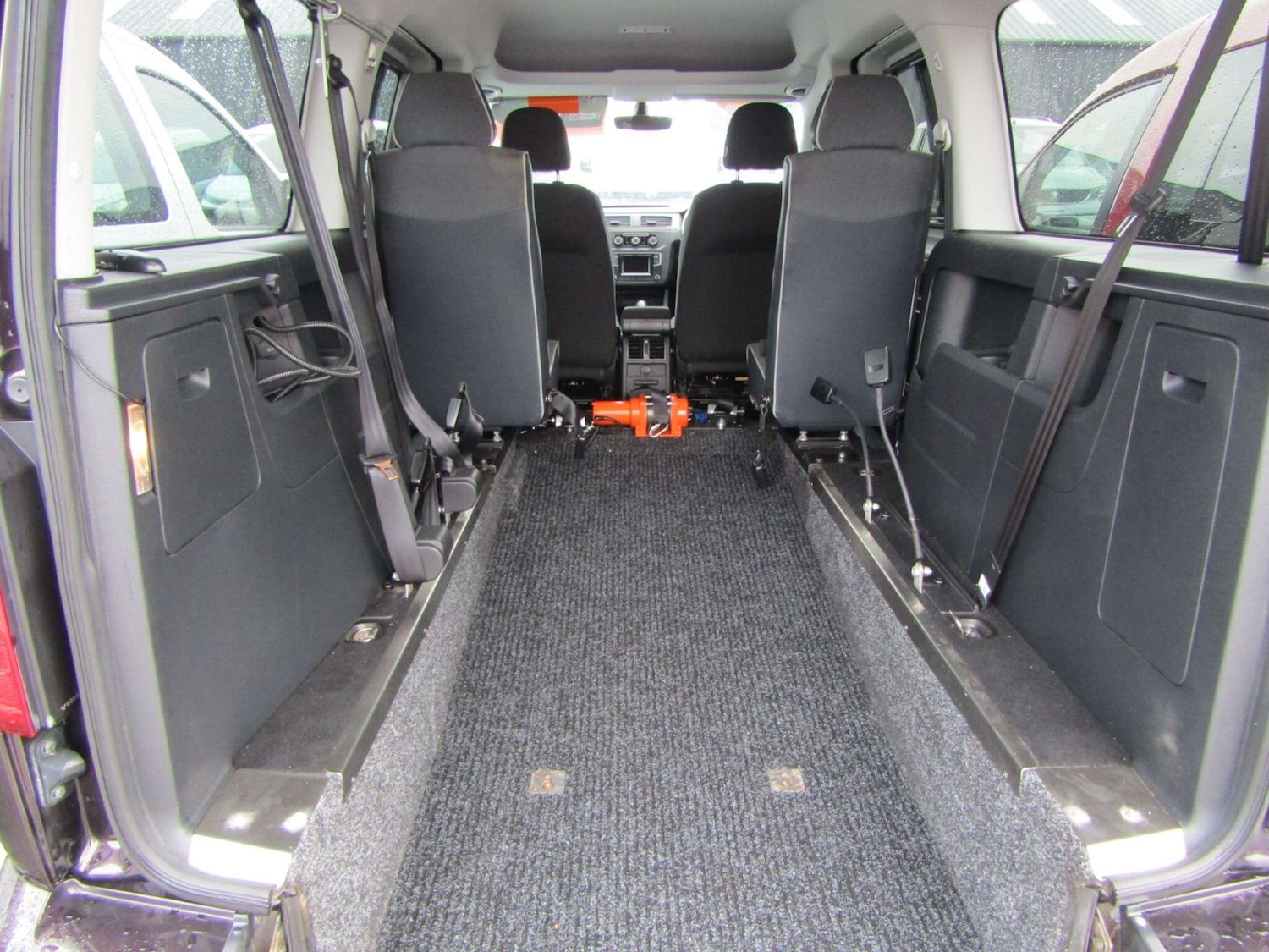 Used Volkswagen Caddy Maxi Life 2017 for sale - 76968889: Photo 10