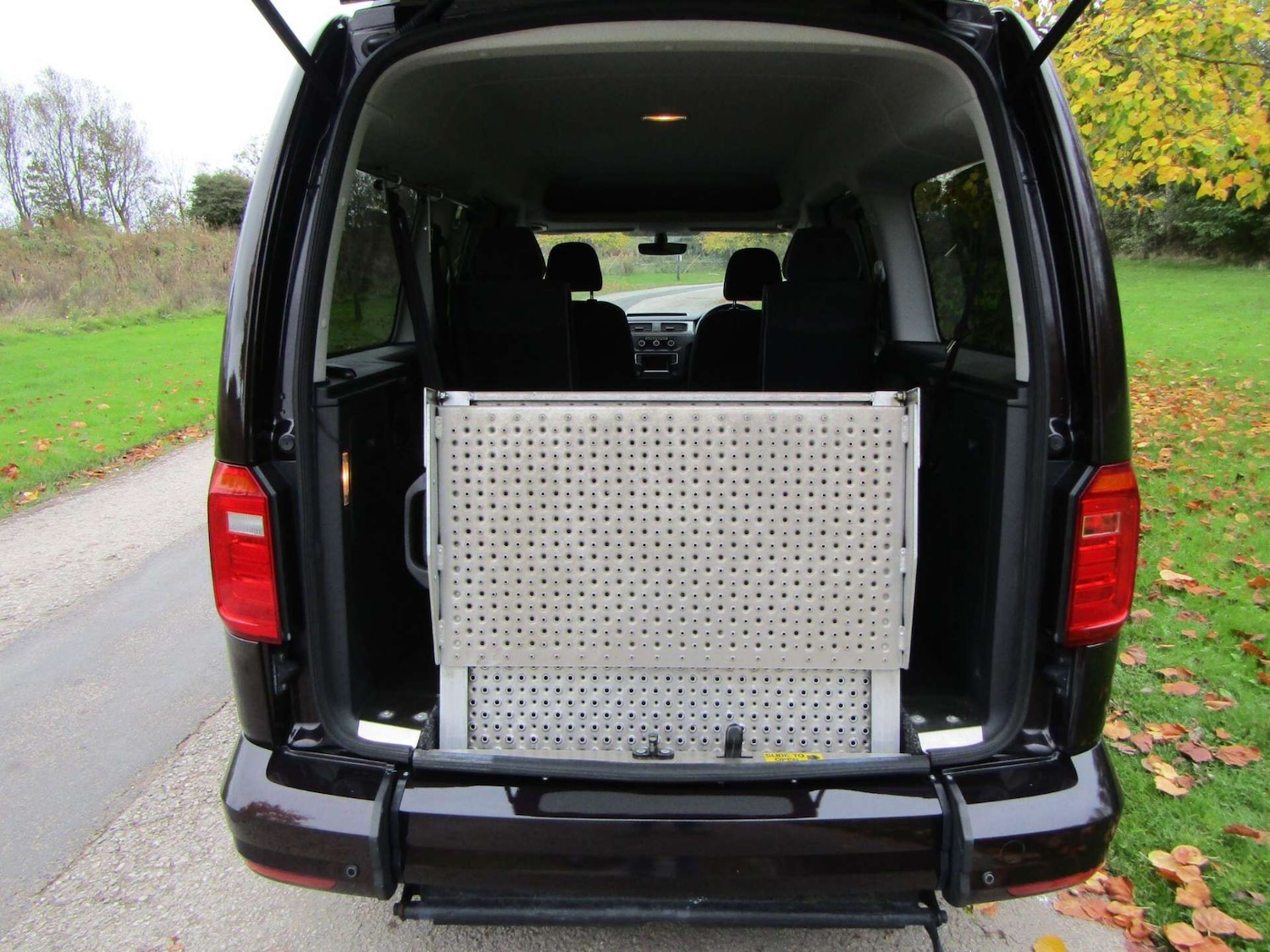 Used Volkswagen Caddy Maxi Life 2017 for sale - 76968889: Photo 11