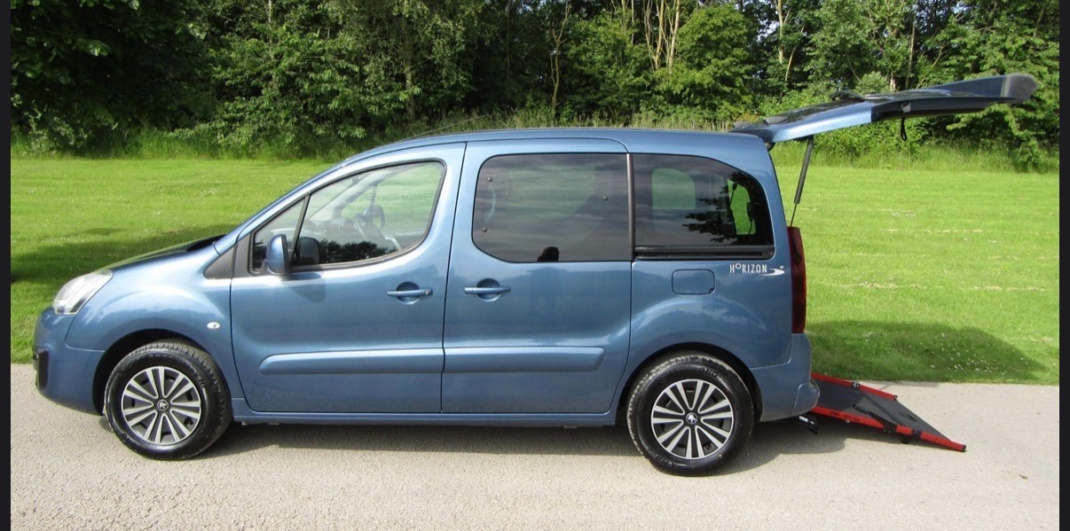 Used Peugeot Partner Tepee 2018 for sale - 76734463: Photo 2