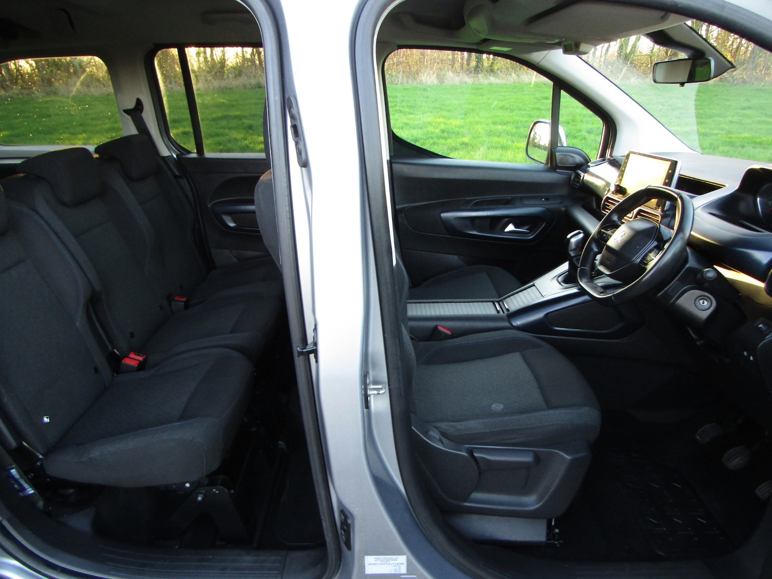 Used Peugeot Rifter 2020 for sale - 76649472: Photo 8