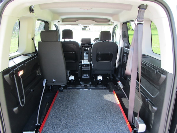 Used Peugeot Rifter 2024 for sale - 74468238: Photo 12