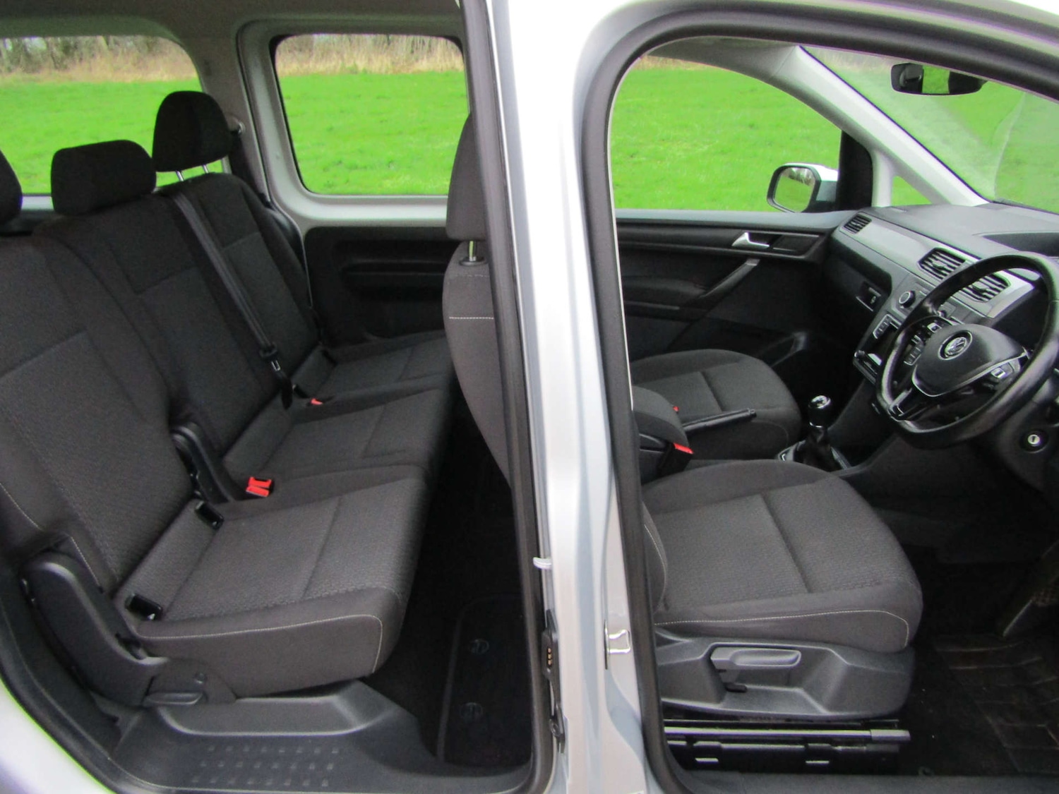 Used Volkswagen Caddy Maxi Life 2021 for sale - 77077424: Photo 8