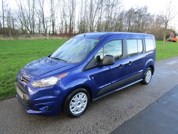 Used Ford Grand Tourneo Connect 2019 for sale - 76649640: Photo