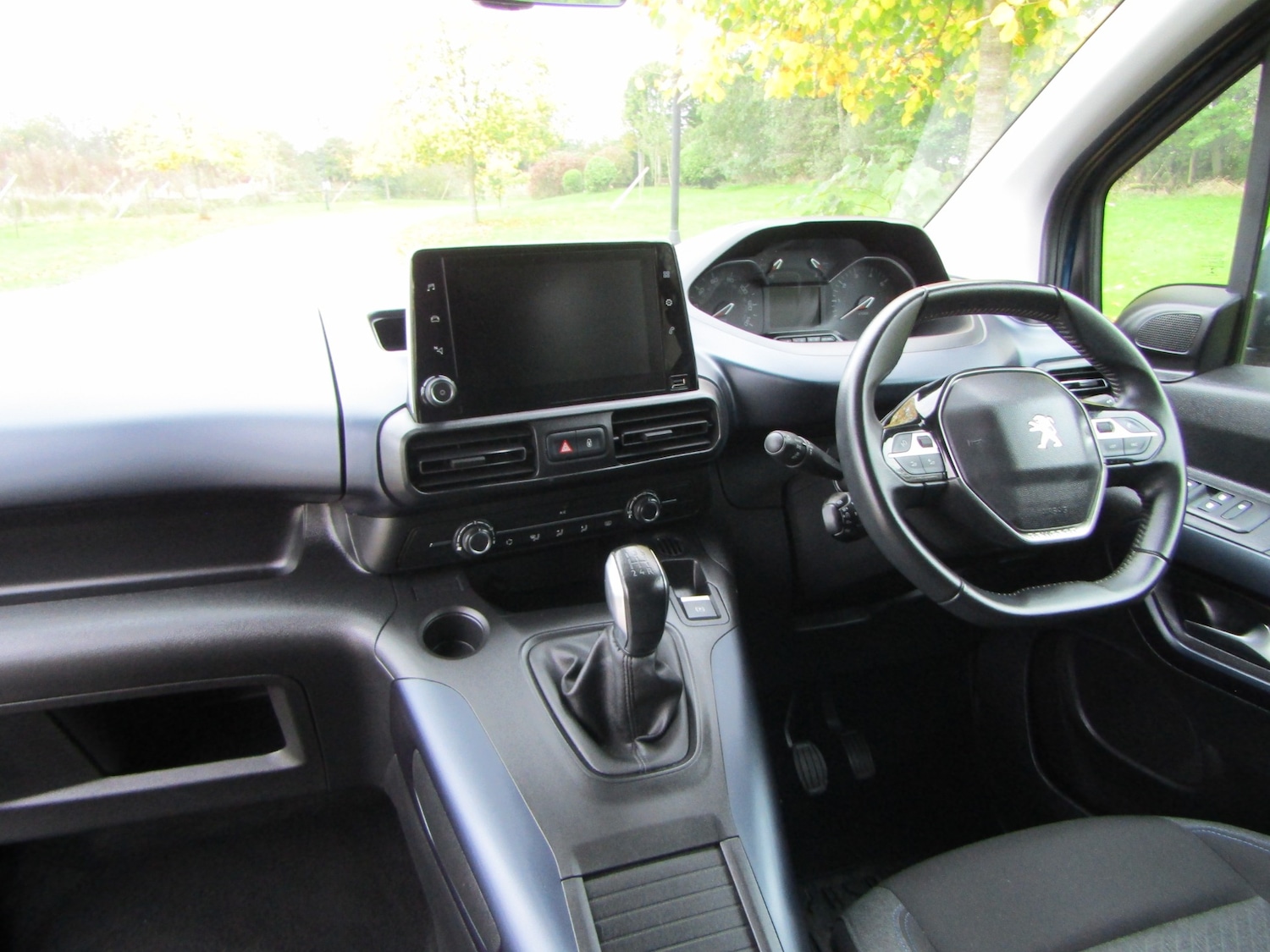 Used Peugeot Rifter 2020 for sale - 76205399: Photo 12