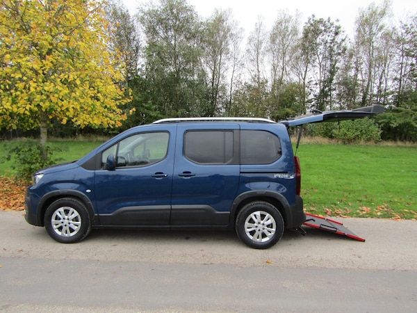 Used Peugeot Rifter 2020 for sale - 76205399: Photo 1