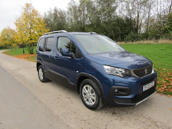 Used Peugeot Rifter 2020 for sale - 76205399: Photo