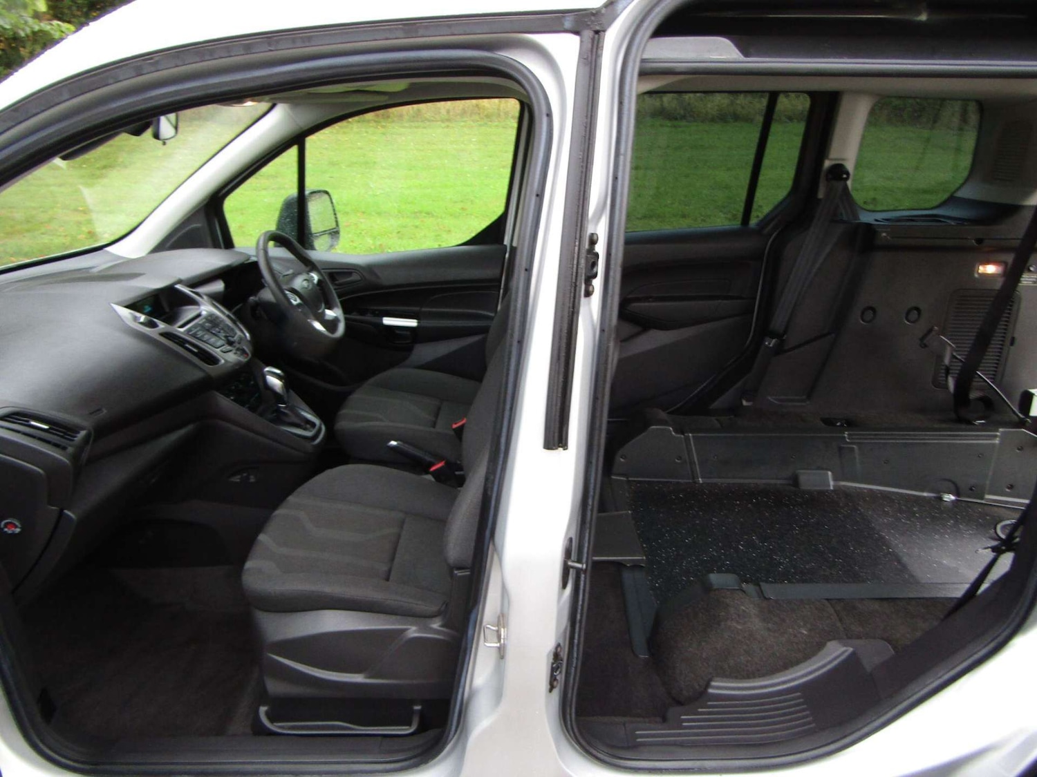 Used Ford Tourneo Connect 2018 for sale - 76909119: Photo 8