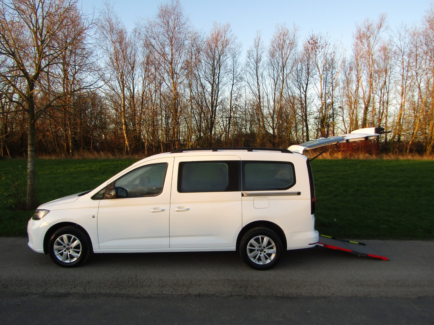 Used Volkswagen Caddy Maxi 2023 for sale - 76612180: Photo 1