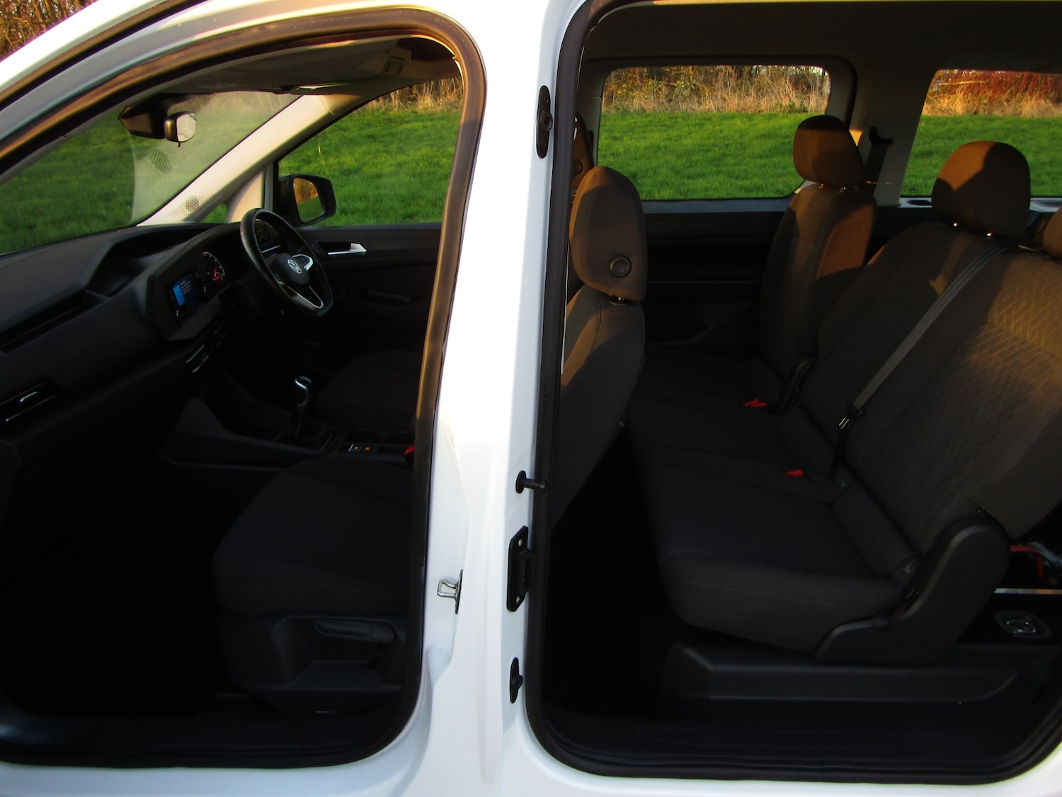 Used Volkswagen Caddy Maxi 2023 for sale - 76612180: Photo 7