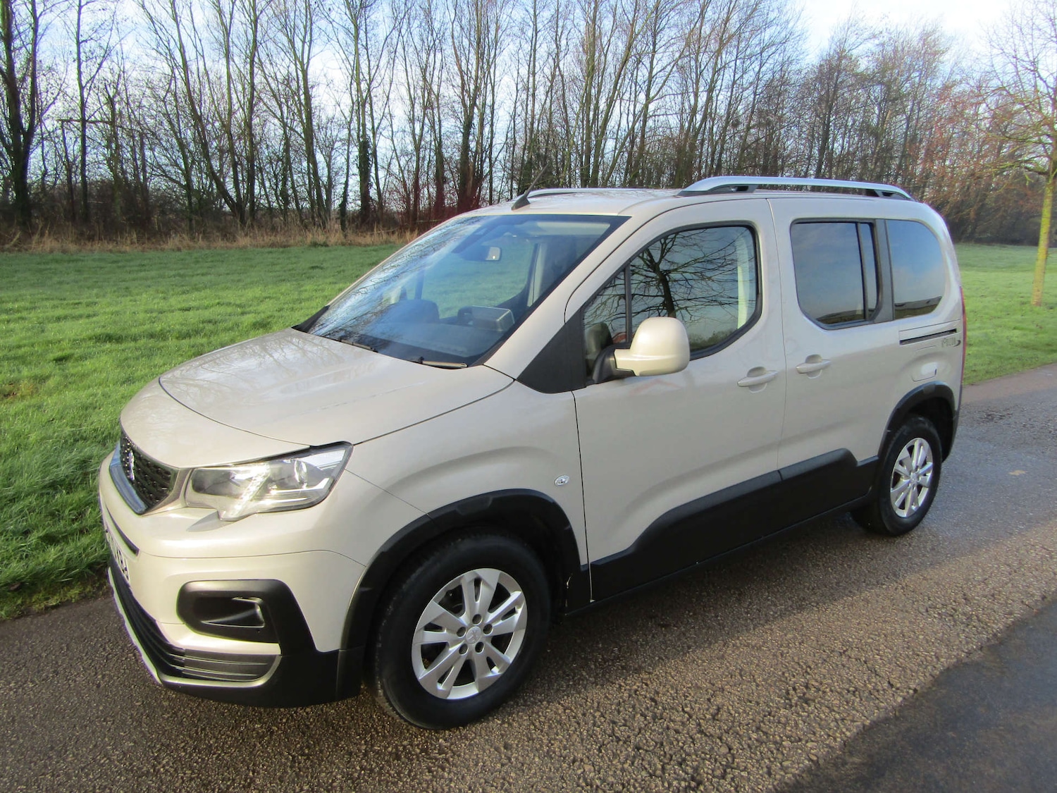 Used Peugeot Rifter 2020 for sale - 76968824: Photo 4