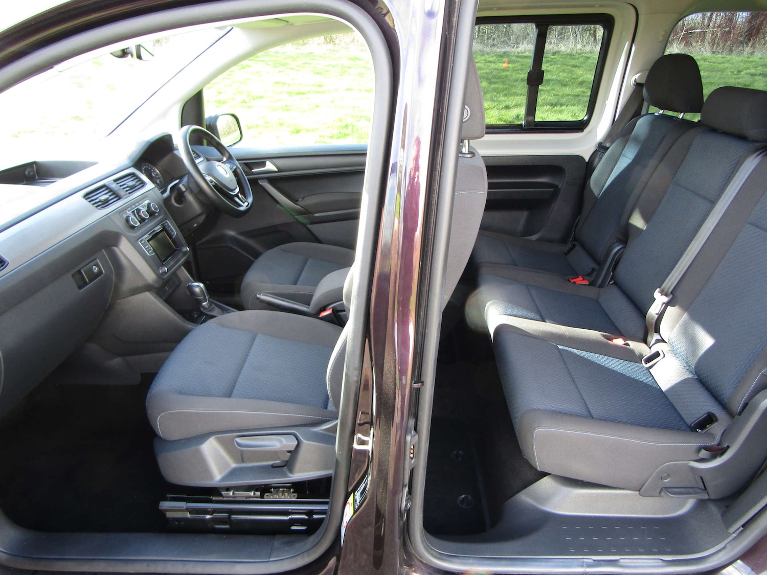 Used Volkswagen Caddy Maxi Life 2020 for sale - 77523148: Photo 10