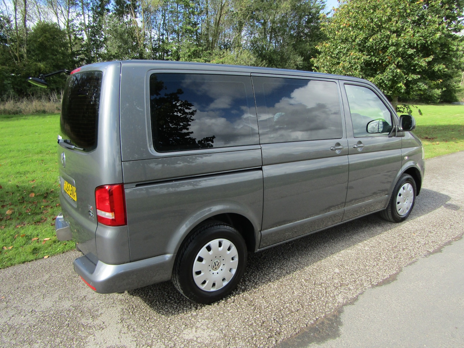 Used Volkswagen Transporter Shuttle 2015 for sale - 75626549: Photo 6